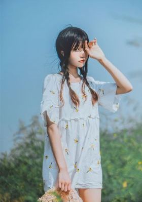 《偷窥女教师》未删减版在线观看